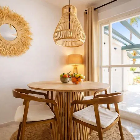 公寓 Stayatsas Luxury 80 M2 Terrace, Pools & Parking *