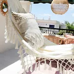 Stayatsas Marbella Luxury 2 Bedroom Apartment, 80 M2 Private Terrace, Huge Pools, Private Parking Walk To Beach & Puerto Banus Marbella