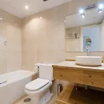 Stayatsas Marbella Luxury 2 Bedroom Apartment, 80 M2 Private Terrace, Huge Pools, Private Parking Walk To Beach & Puerto Banus Marbella