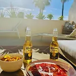 Stayatsas Marbella Luxury 2 Bedroom Apartment, 80 M2 Private Terrace, Huge Pools, Private Parking Walk To Beach & Puerto Banus Apartamento Marbella