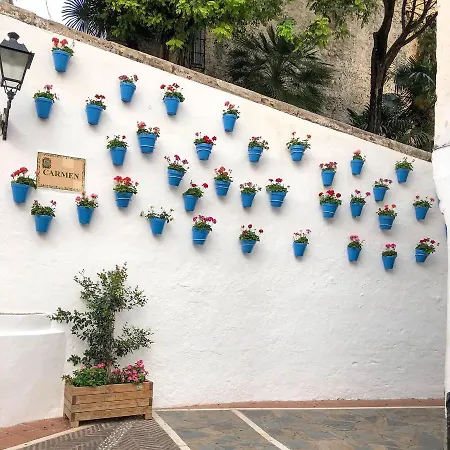 Stayatsas Marbella Luxury 2 Bedroom Apartment, 80 M2 Private Terrace, Pools, Walk To Beach & Puerto Banus Appartement