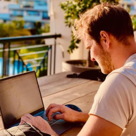 Lejlighed Stayatsas Marbella Luxury 2 Bedroom Apartment, 80 M2 Private Terrace, Pools, Walk To Beach & Puerto Banus Marbella