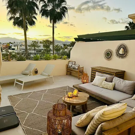 Stayatsas Marbella Luxury 2 Bedroom Apartment, 80 M2 Private Terrace, Pools, Walk To Beach & Puerto Banus * ماربيا