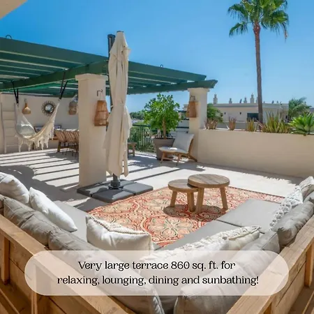 Stayatsas Marbella Luxury 2 Bedroom Apartment, 80 M2 Private Terrace, Pools, Walk To Beach & Puerto Banus * Marbellac