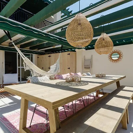Stayatsas Luxe App Vlakbij Strand, 80 M2 Terras, Grote Zwembaden Apartment *