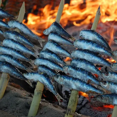 Stayatsas Marbella Luxury 2 Bedroom Apartment, 80 M2 Private Terrace, Pools, Walk To Beach & Puerto Banus 마르베야