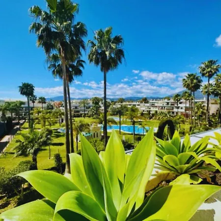 Stayatsas Luxe App Vlakbij Strand, 80 M2 Terras, Grote Zwembaden Apartment Marbella