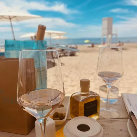 Apartment Stayatsas Luxe App Vlakbij Strand, 80 M2 Terras, Grote Zwembaden *