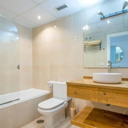 Apartamento Stayatsas Luxe App Vlakbij Strand, 80 M2 Terras, Grote Zwembaden Marbella