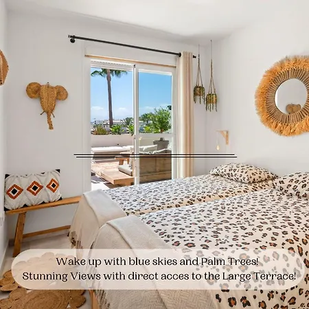 Stayatsas Marbella Luxury 2 Bedroom Apartment, 80 M2 Private Terrace, Pools, Walk To Beach & Puerto Banus *