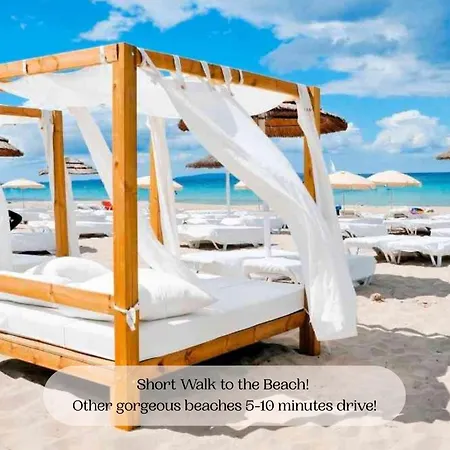 Stayatsas Marbella Luxury 2 Bedroom Apartment, 80 M2 Private Terrace, Pools, Walk To Beach & Puerto Banus *