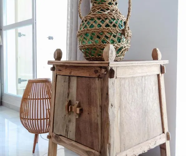 Stayatsas Luxury 2 Bedroom Apartment, 80 M2 Private Terrace, Pools, Walk To & Puerto Banus Marbella