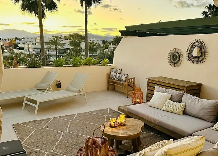 Stayatsas Luxury 2 Bedroom Apartment, 80 M2 Private Terrace, Pools, Walk To & Puerto Banus * Marbella