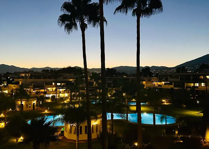 Stayatsas Luxury 2 Bedroom Apartment, 80 M2 Private Terrace, Pools, Walk To & Puerto Banus Marbellac