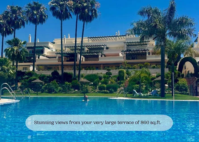 Apartamento Stayatsas Luxury 2 Bedroom Apartment, 80 M2 Private Terrace, Pools, Walk To & Puerto Banus *