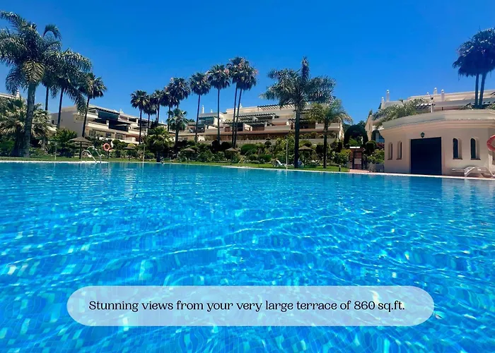 Stayatsas Luxury 2 Bedroom Apartment, 80 M2 Private Terrace, Pools, Walk To & Puerto Banus Apartamento *