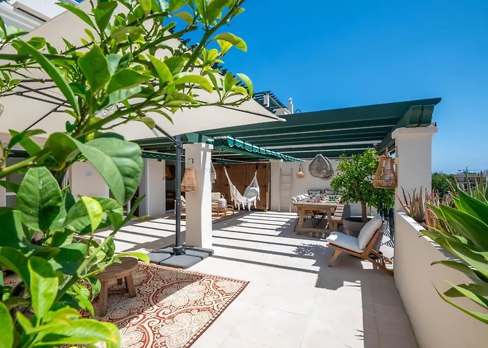 Apartment Stayatsas Luxury 2 Bedroom Apartment, 80 M2 Private Terrace, Pools, Walk To & Puerto Banus *
