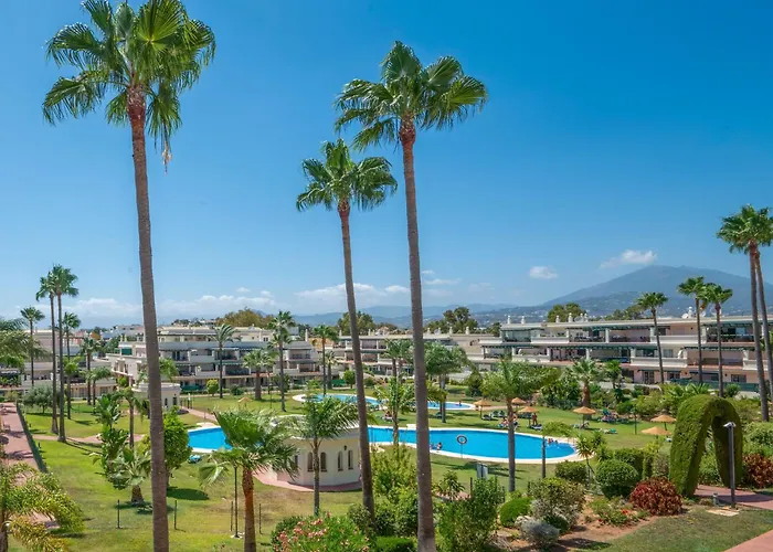 Stayatsas Luxury 2 Bedroom Apartment, 80 M2 Private Terrace, Pools, Walk To & Puerto Banus Marbella
